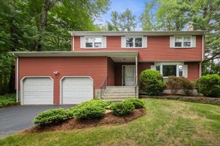 18 Banks Road, Simsbury, CT 06070