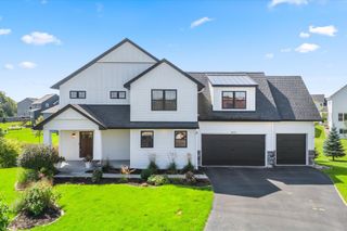 8023 157th Street, Savage, MN 55378