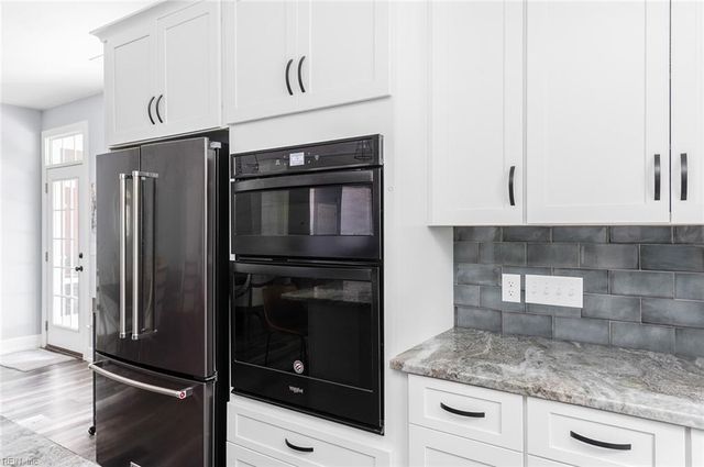 1400 Cypress Creek PW, Smithfield, VA 23430