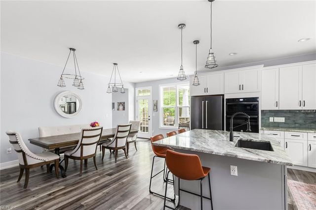 1400 Cypress Creek PW, Smithfield, VA 23430