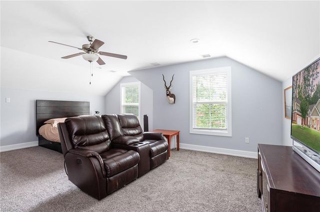 1400 Cypress Creek PW, Smithfield, VA 23430