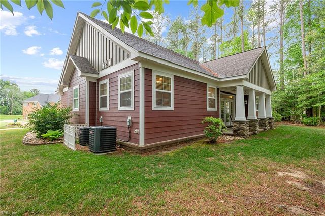 1400 Cypress Creek PW, Smithfield, VA 23430