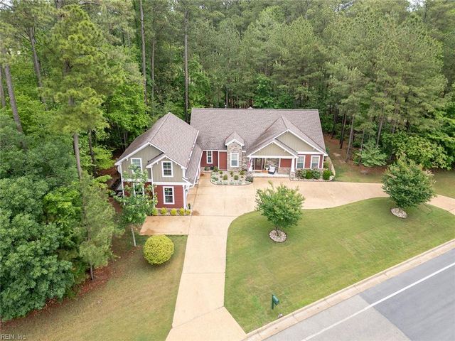 1400 Cypress Creek PW, Smithfield, VA 23430