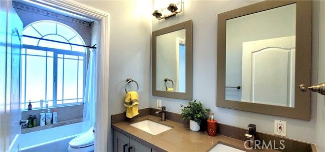 10900 La Flor Avenue, Fountain Valley, CA 92708