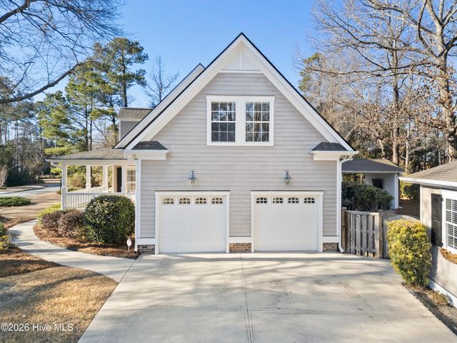 901 Johns Orchard Lane, Wilmington, NC 28411