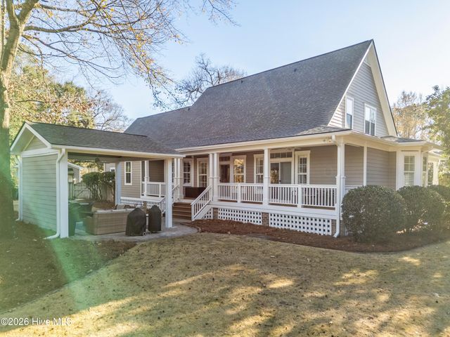 901 Johns Orchard Lane, Wilmington, NC 28411