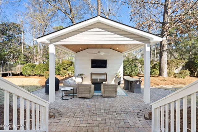 901 Johns Orchard Lane, Wilmington, NC 28411