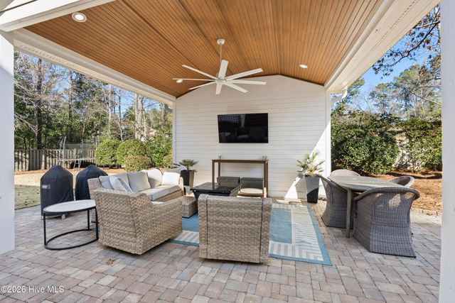 901 Johns Orchard Lane, Wilmington, NC 28411