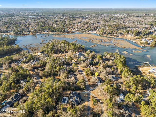 901 Johns Orchard Lane, Wilmington, NC 28411