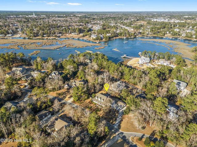 901 Johns Orchard Lane, Wilmington, NC 28411