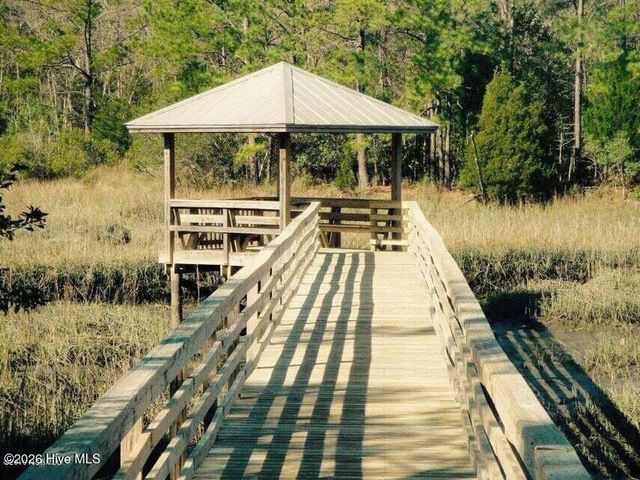 901 Johns Orchard Lane, Wilmington, NC 28411