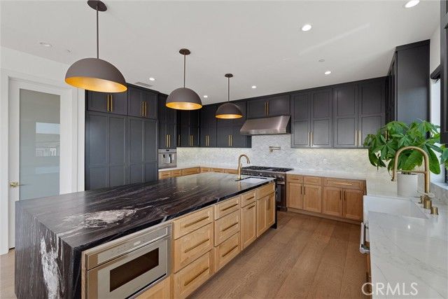 1504 Prospect Avenue, Hermosa Beach, CA 90254