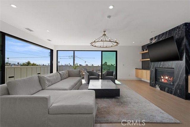 1504 Prospect Avenue, Hermosa Beach, CA 90254