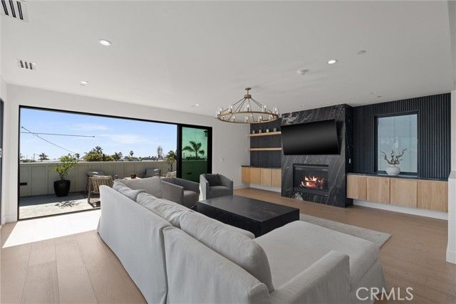 1504 Prospect Avenue, Hermosa Beach, CA 90254