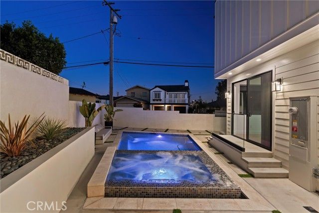 1504 Prospect Avenue, Hermosa Beach, CA 90254