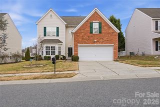 3525 Goldeneye Drive, Charlotte, NC 28216