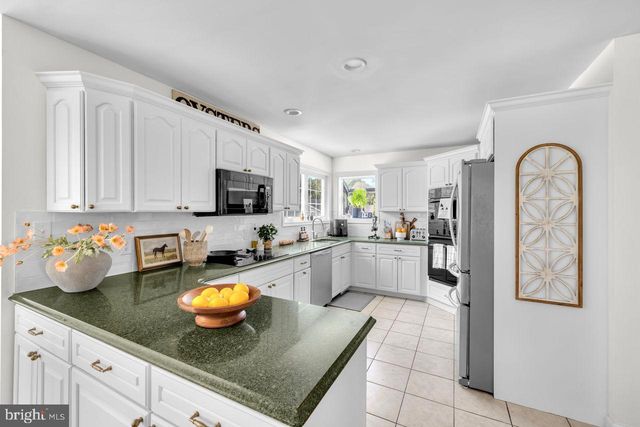 5616 RYANS RUN RD, East New Market, MD 21631