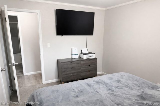 23330 Duprey Street, Macomb Township, MI 48042