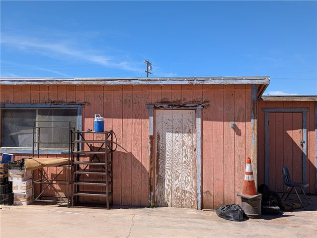 11937 Lee, Adelanto, CA 92301