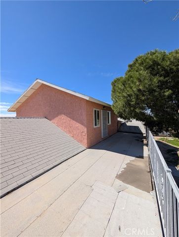 11937 Lee, Adelanto, CA 92301