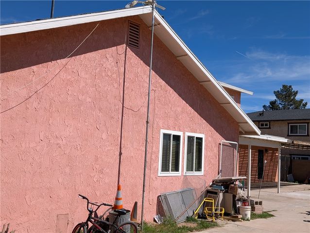 11937 Lee, Adelanto, CA 92301