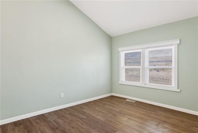 1402 SW Jefferson Street, Lee's Summit, MO 64081