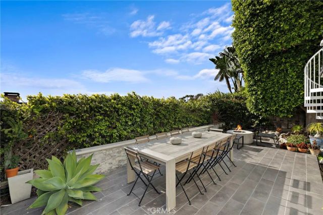 2609 Victoria Drive, Laguna Beach, CA 92651