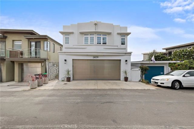 2609 Victoria Drive, Laguna Beach, CA 92651