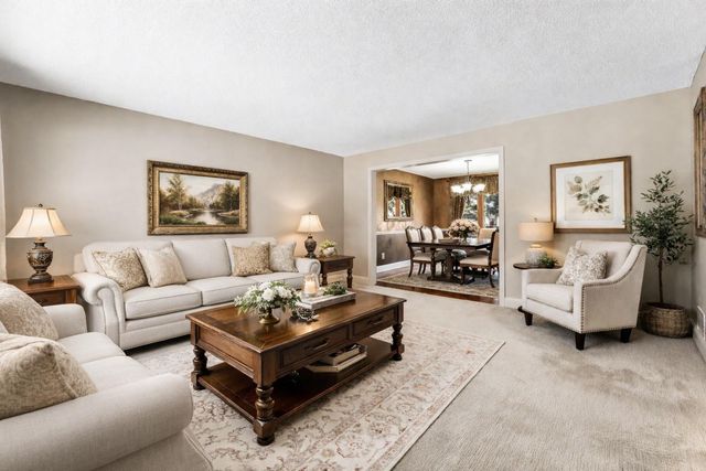 3415 Rosewood Lane N, Plymouth, MN 55441