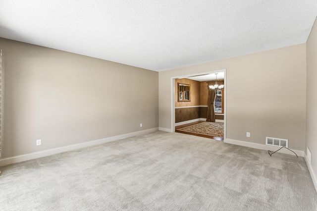 3415 Rosewood Lane N, Plymouth, MN 55441