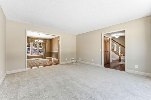 3415 Rosewood Lane N, Plymouth, MN 55441