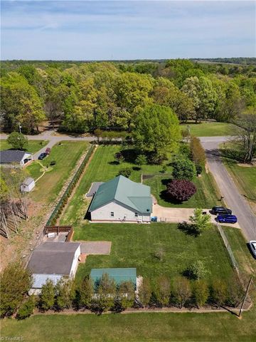 116 Towery Road, Mocksville, NC 27028