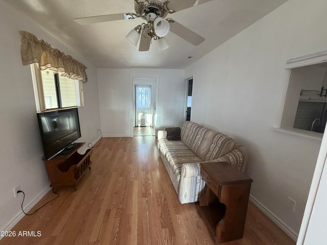 1147 S SIOUX Drive, Apache Junction, AZ 85119