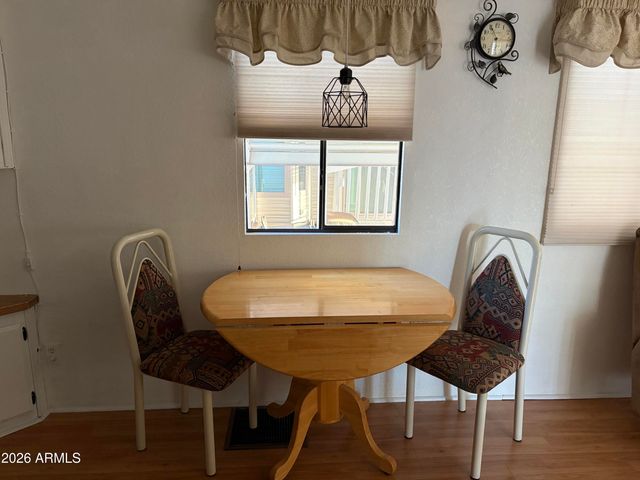 1147 S SIOUX Drive, Apache Junction, AZ 85119