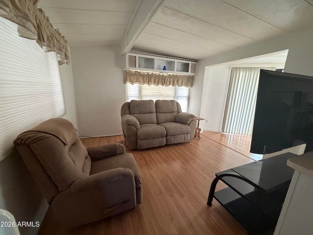 1147 S SIOUX Drive, Apache Junction, AZ 85119