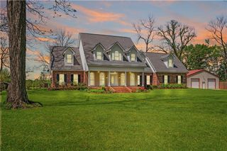 1524 PALMER CHAPEL Road, Pineville, LA 71360