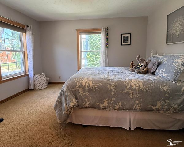 2681 Lenox Street, Trenton, MI 48183