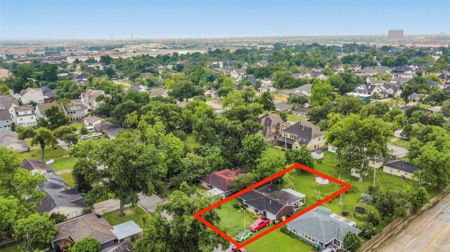 6631 Maybank Drive, Houston, TX 77055