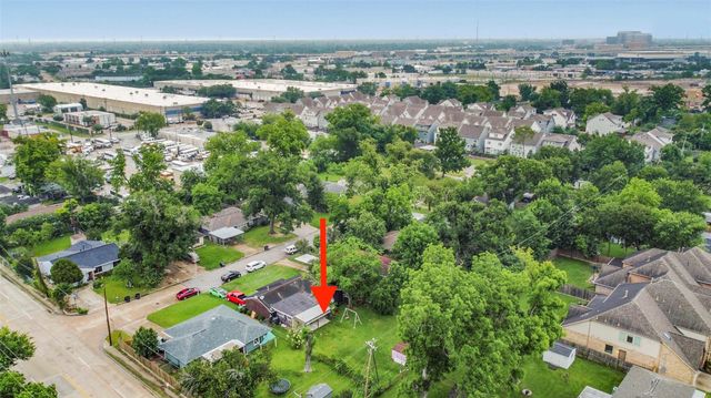 6631 Maybank Drive, Houston, TX 77055
