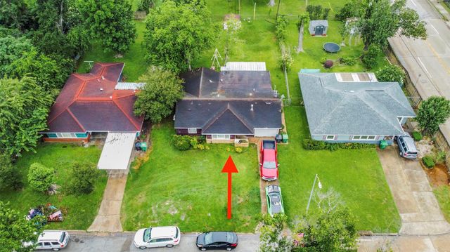 6631 Maybank Drive, Houston, TX 77055