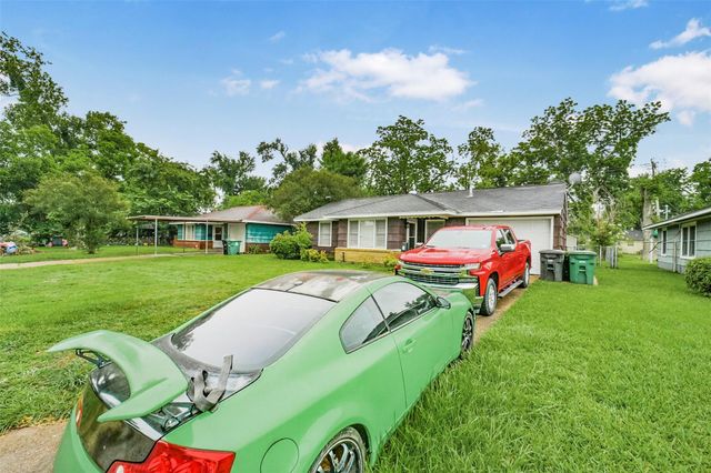 6631 Maybank Drive, Houston, TX 77055