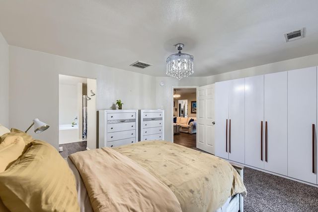 21010 Vista Trace Drive, Houston, TX 77073