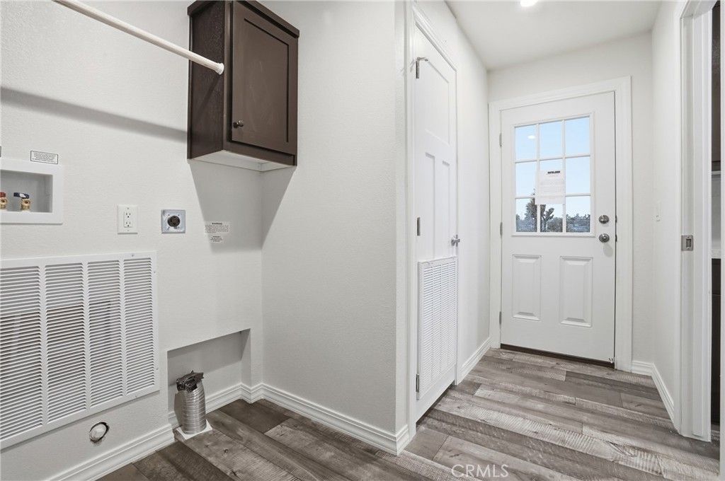 Image 28 of property listing at 4237 Del Rosa Road, Phelan, CA 92371