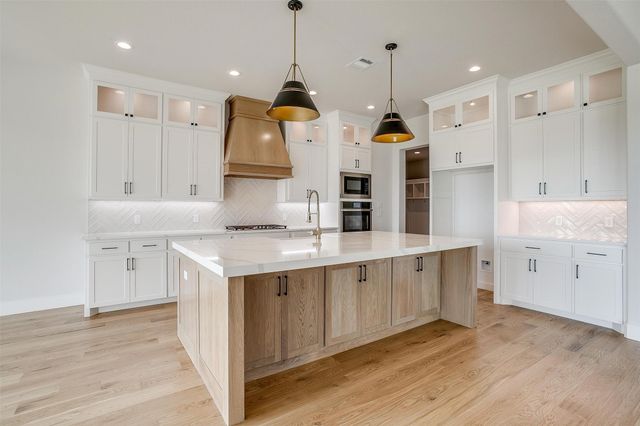 626 Hondo Crossing, Weatherford, TX 76087