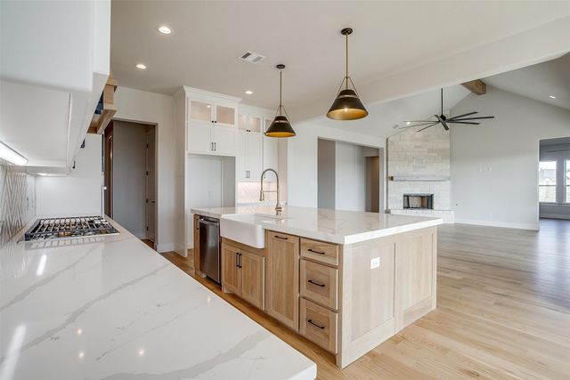 626 Hondo Crossing, Weatherford, TX 76087