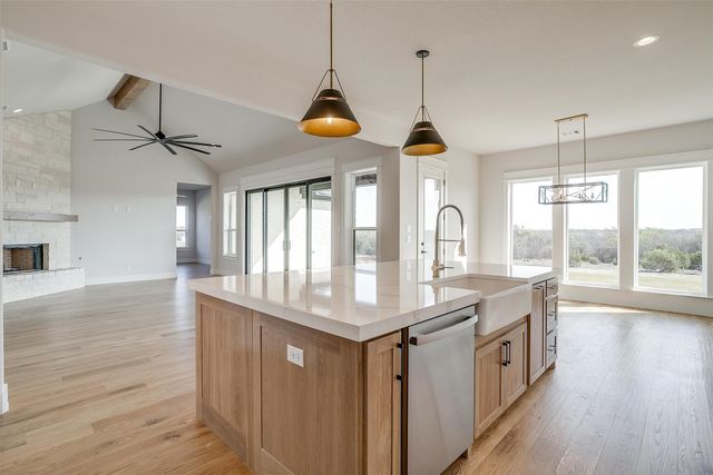 626 Hondo Crossing, Weatherford, TX 76087