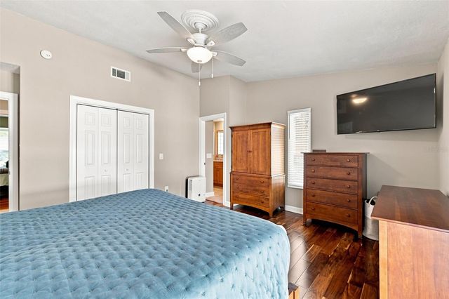 2800 HAVERHILL DRIVE, Clearwater, FL 33761