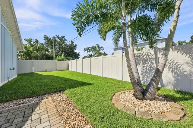 2800 HAVERHILL DRIVE, Clearwater, FL 33761