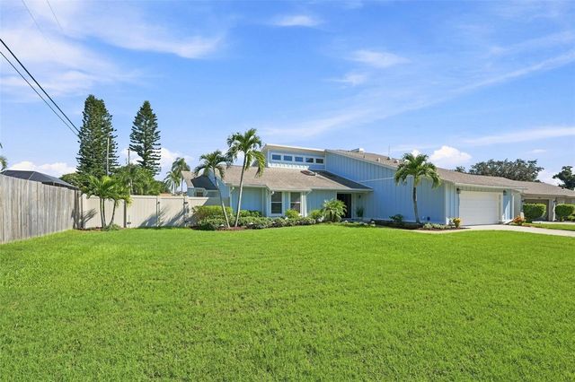 2800 HAVERHILL DRIVE, Clearwater, FL 33761