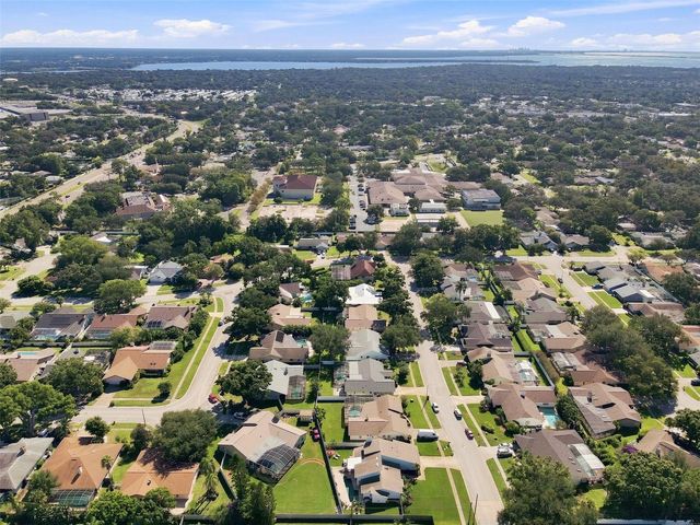 2800 HAVERHILL DRIVE, Clearwater, FL 33761